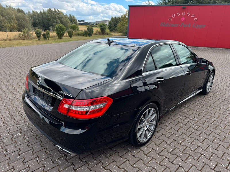 Mercedes-Benz E 63 AMG Panorama Exklusiv-Leder — photo 9