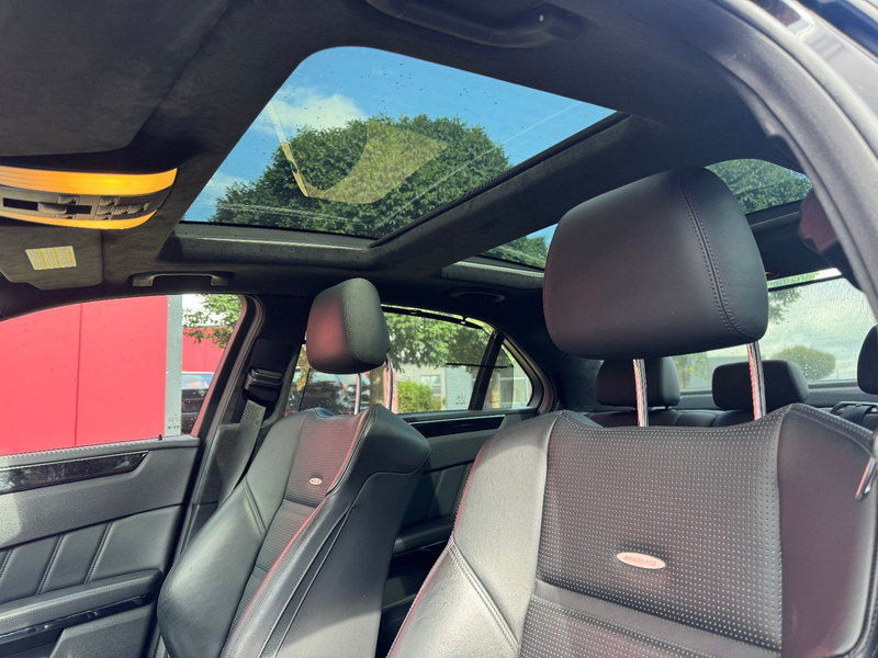 Mercedes-Benz E 63 AMG Panorama Exklusiv-Leder — photo 14