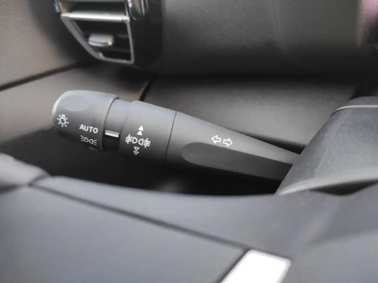 Citroen C4 Berline — photo 18