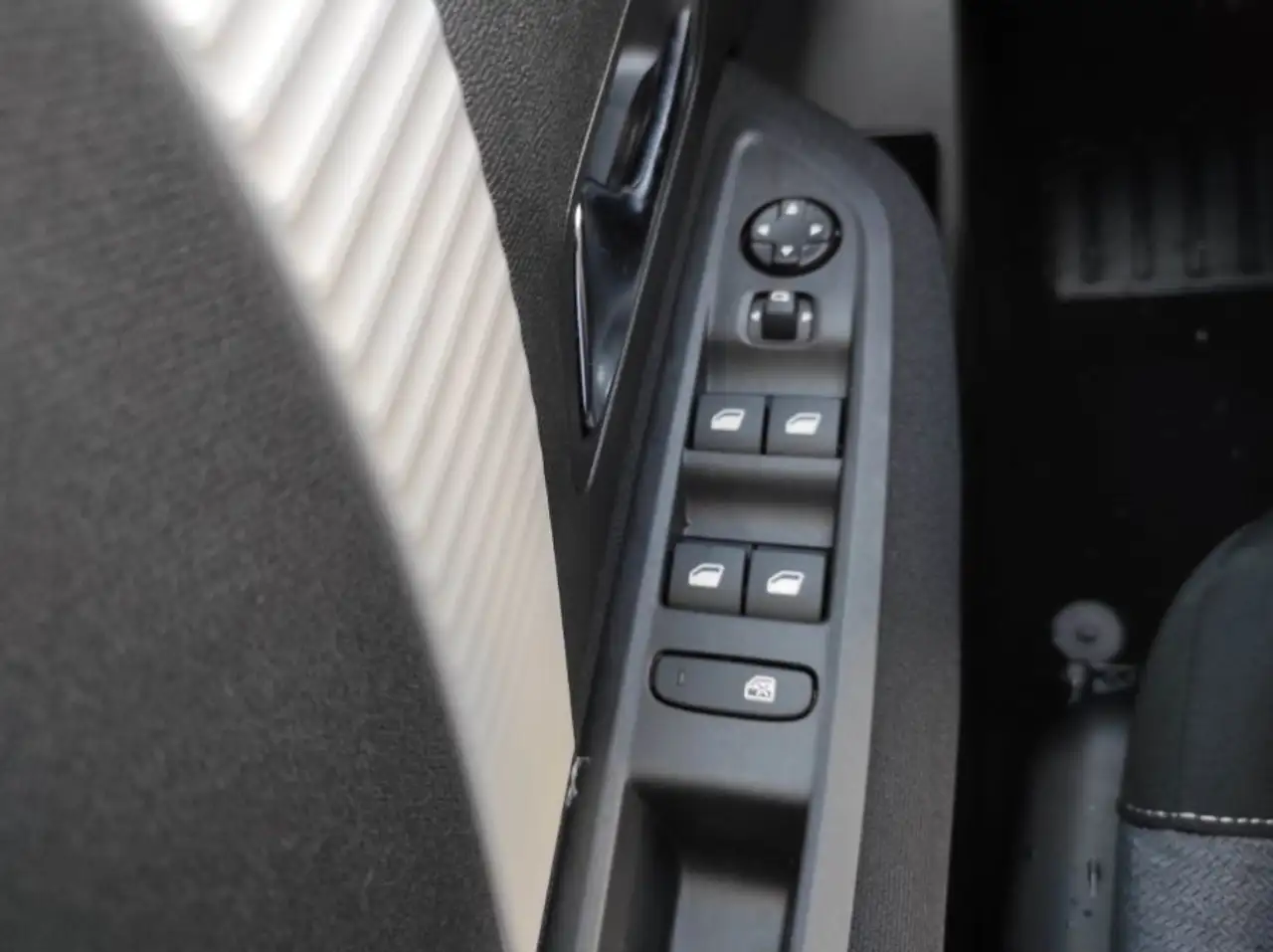 Citroen C4 Berline — photo 29
