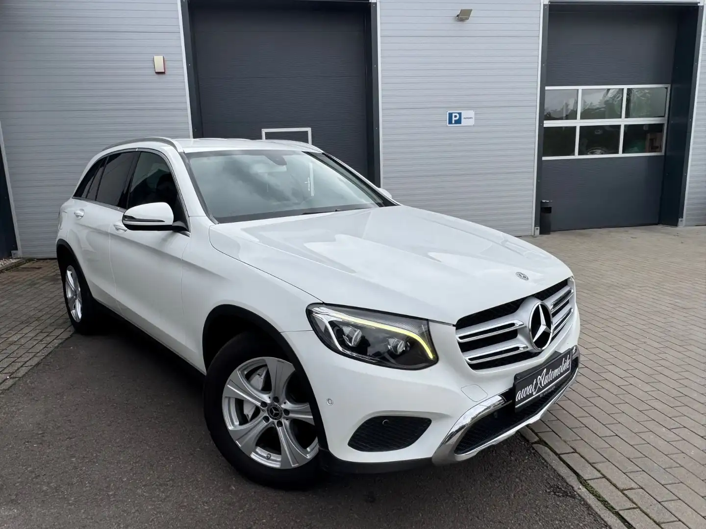 Mercedes-Benz GLC 250 GLC -Klasse GLC 250 d 4Matic Weiß - 1