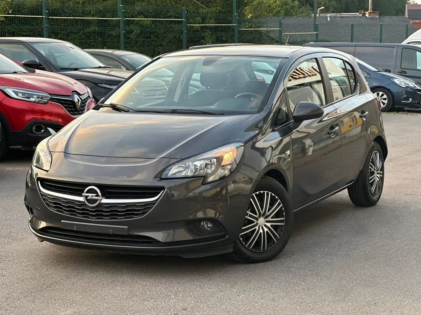 Opel Corsa 🟩1.4 ESSENCE 90CV - AUTOMAT - AIRCO - CRUISE Grijs - 2