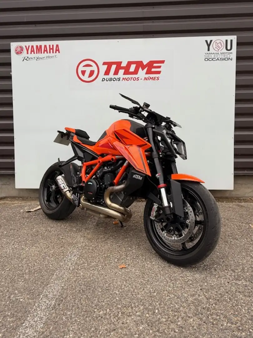 KTM 1390 Super Duke R Oranžová - 2