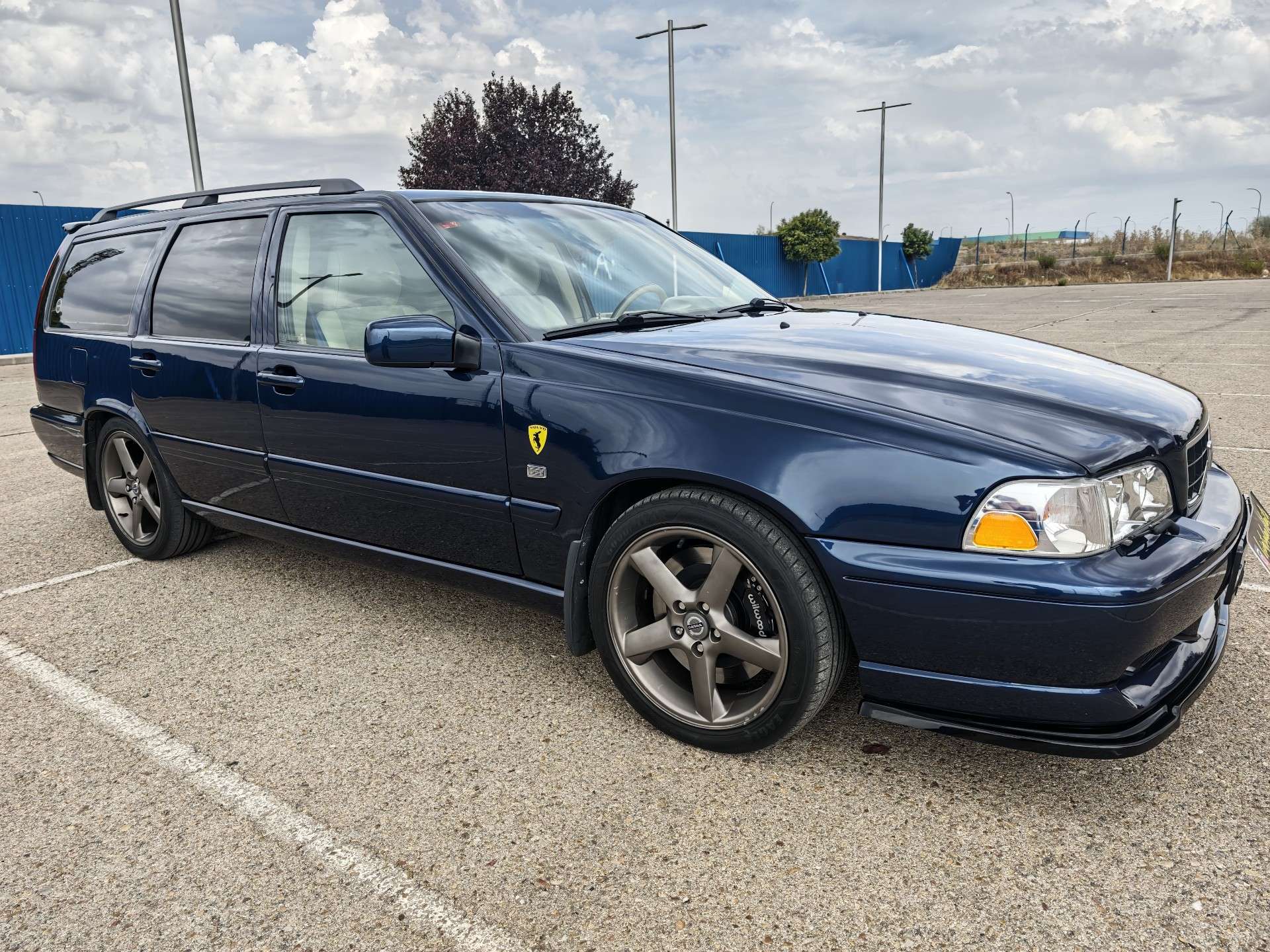 Volvo V70 R - foto 1
