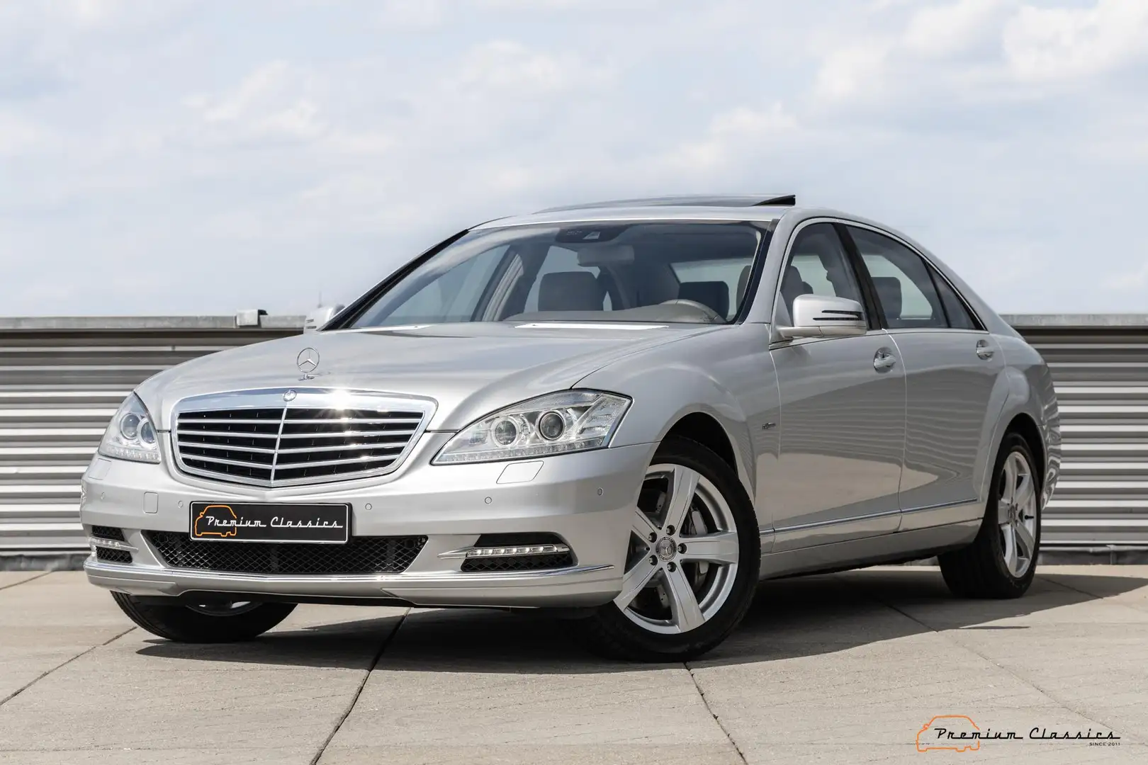 Mercedes-Benz S 500 4-Matic Lang | 108.000KM | Sunroof | reversing Cam Серебристый - 1