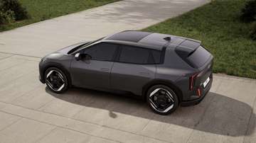 58.3 kWh Standard range Earth