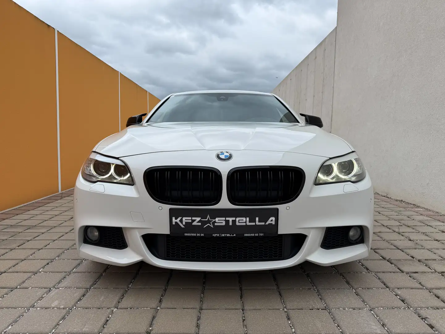 BMW 530 d xDrive M-Paket / SHD / Leder / Weiß - 2