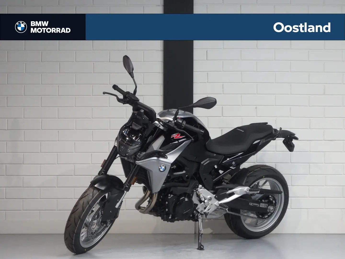 BMW F 900 R | Schakelassistent Pro | Rij modi Pro | Handvatver Negro - 1
