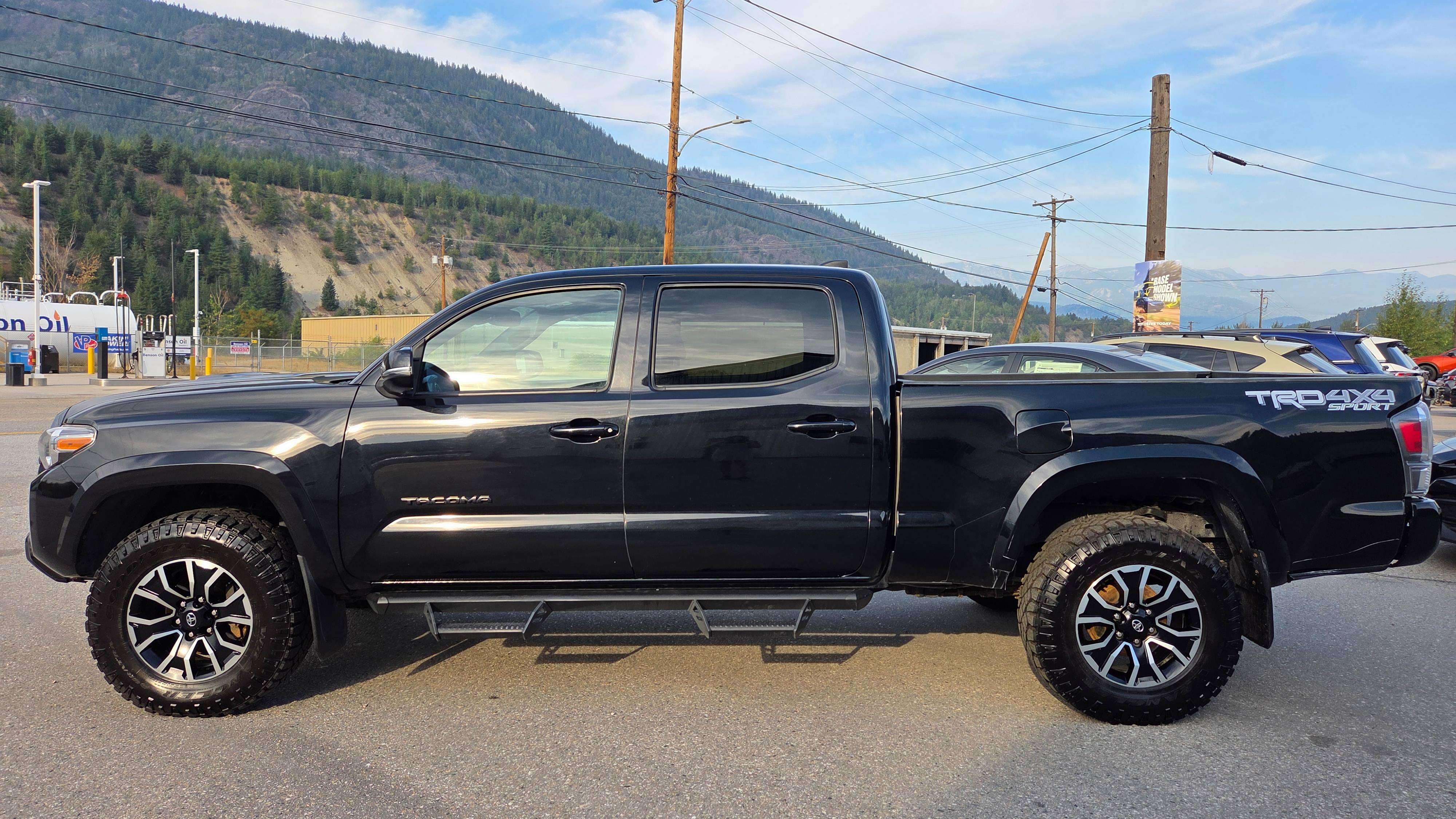 2021 Toyota Tacoma Base — снимка 1