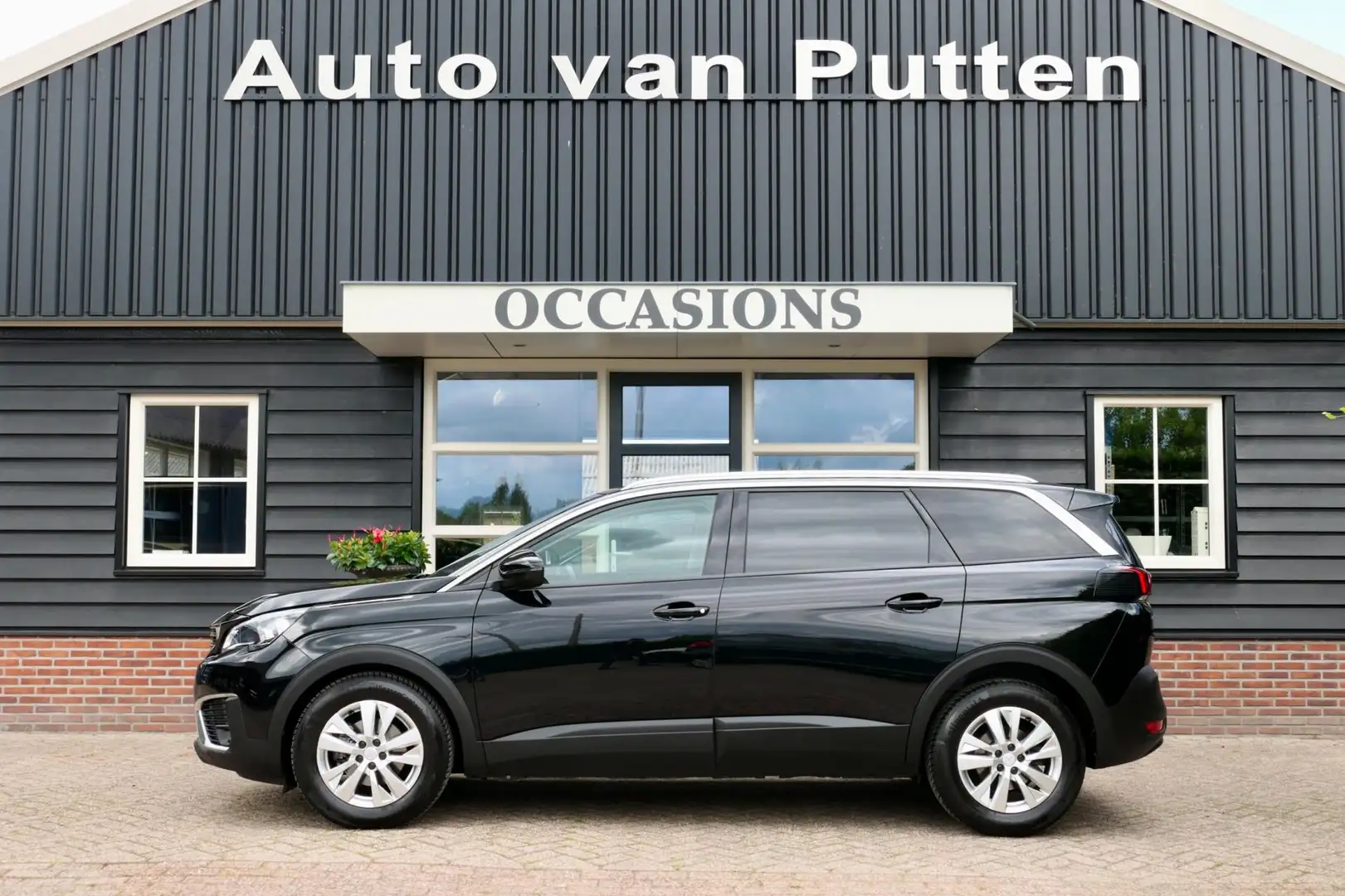 Peugeot 5008 1.2 / Automaat / 7 Pers. / Navigatie / LED / Apple Noir - 2