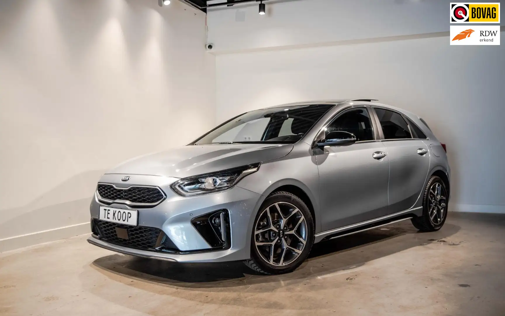 Kia Ceed / cee'd 1.5 T-GDi GT-Line Grijs - 1
