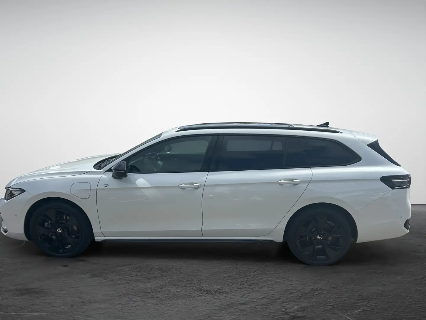 Volkswagen Passat Variant 1.5 TSI DSG eHybrid R-Line Weiß - 2