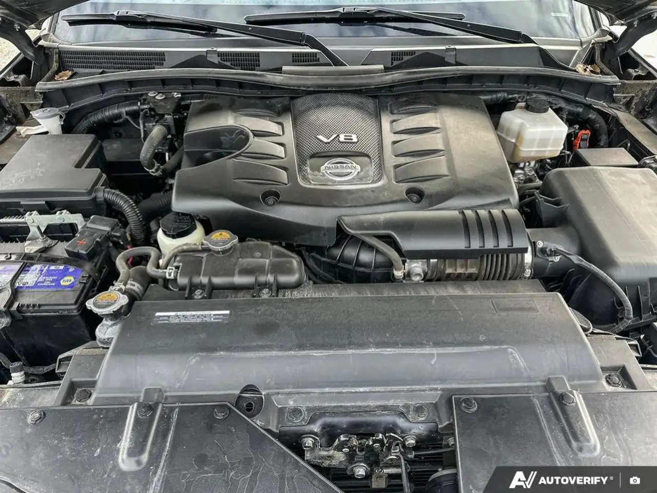 Nissan Armada снимка Nissan Armada