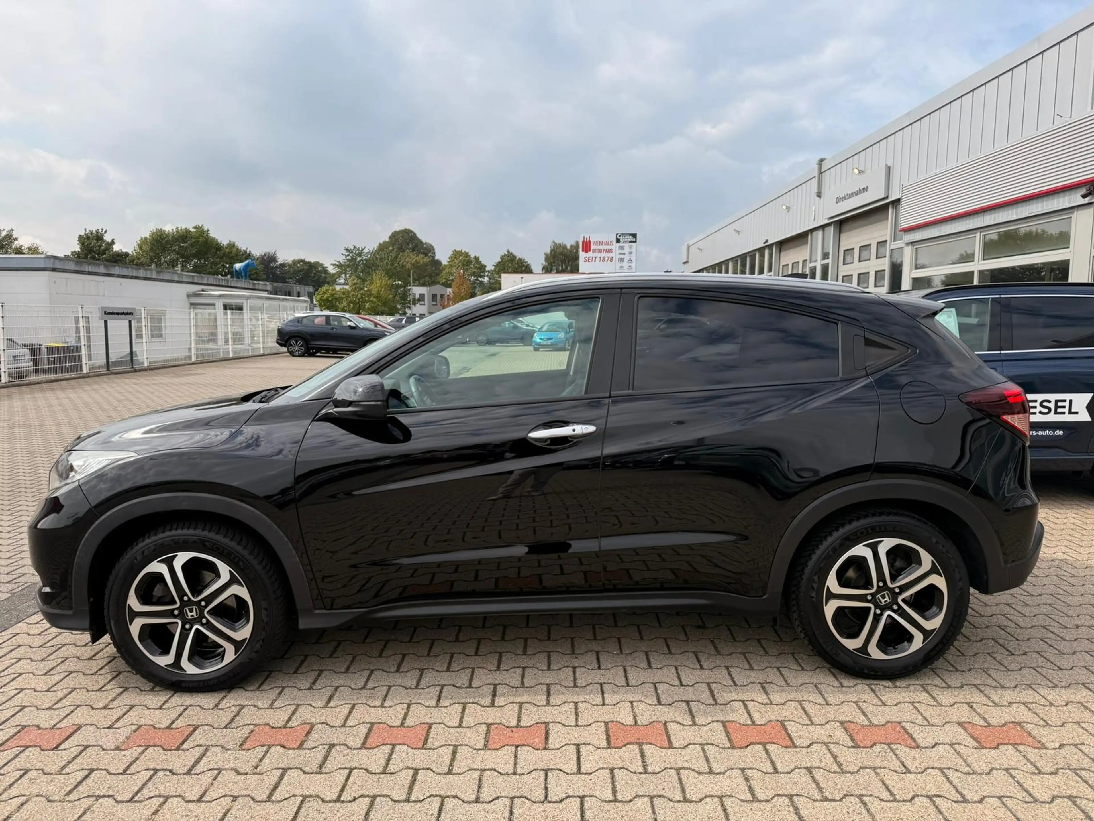 Honda HR-V 1.5 i-VTEC EXECUTIVE PANO+AHK+NAVI+LED+KAME — photo 10