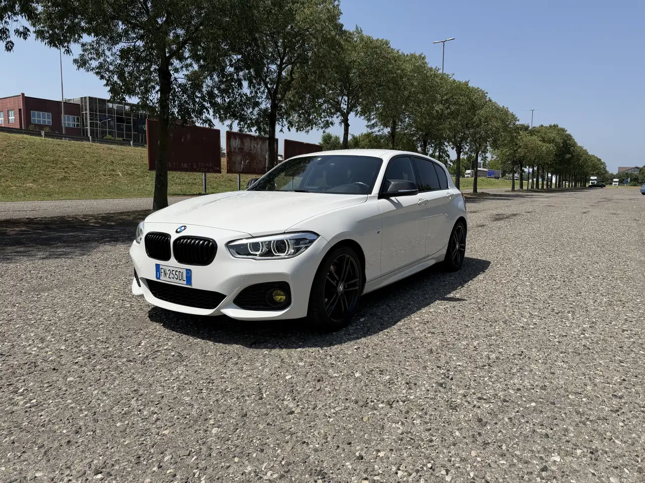 BMW 118
