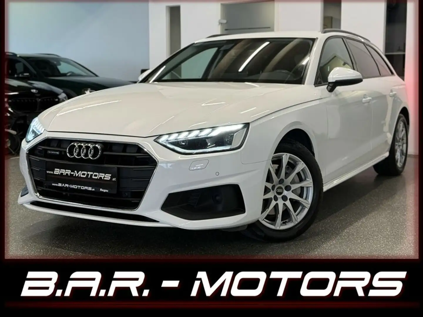 Audi A4 40TDI QUATTRO*SPORT*LANE*ACC*STAND-HZ*PDC*AHK* Белый - 1
