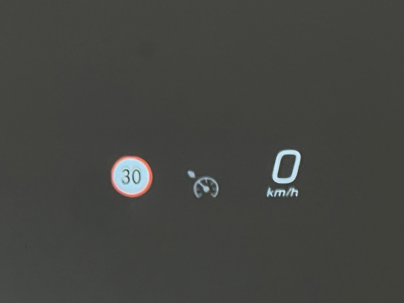 Mercedes-Benz C 300 e AMG C63 Pano Memory Sfeer 360 — photo 17