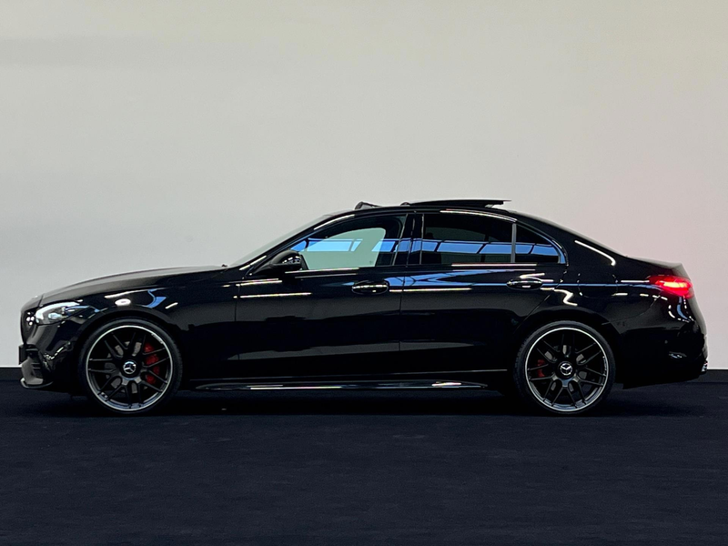 Mercedes-Benz C 300 e AMG C63 Pano Memory Sfeer 360 — photo 3