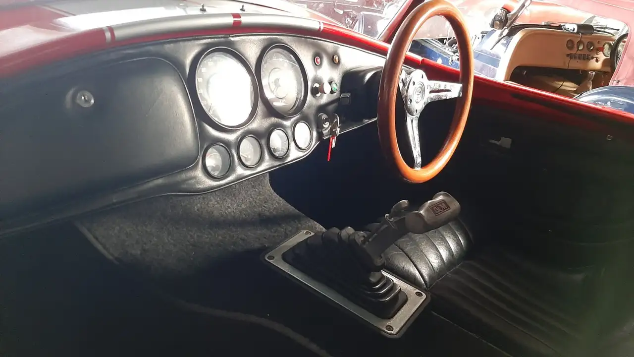 AC Cobra 427, foto 7