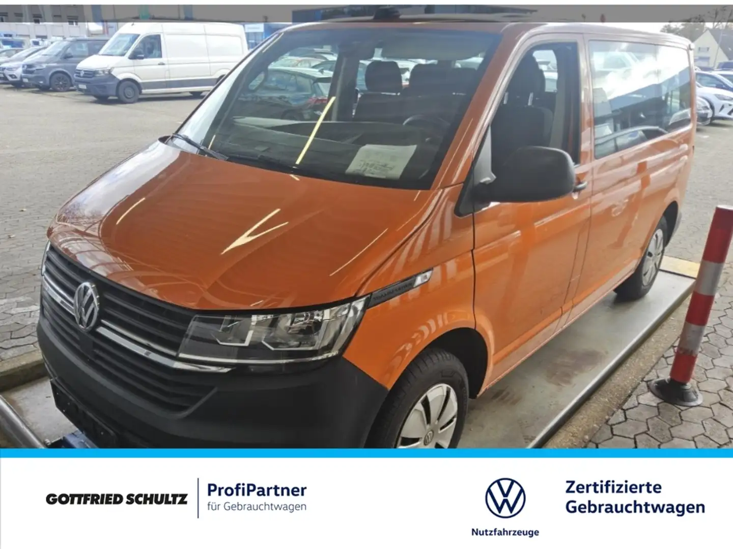 Volkswagen T6.1 Kombi 2.0 TDI DSG 9-Sitzer Klima Orange - 1