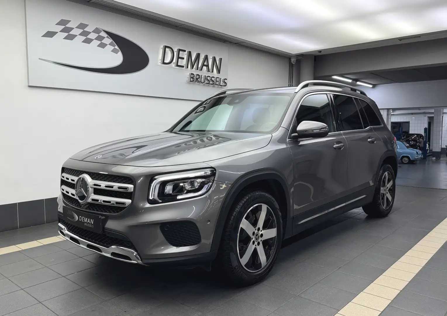 Mercedes-Benz GLB 200 Progressive - 7 places  - 29.900+ TVA Gris - 1