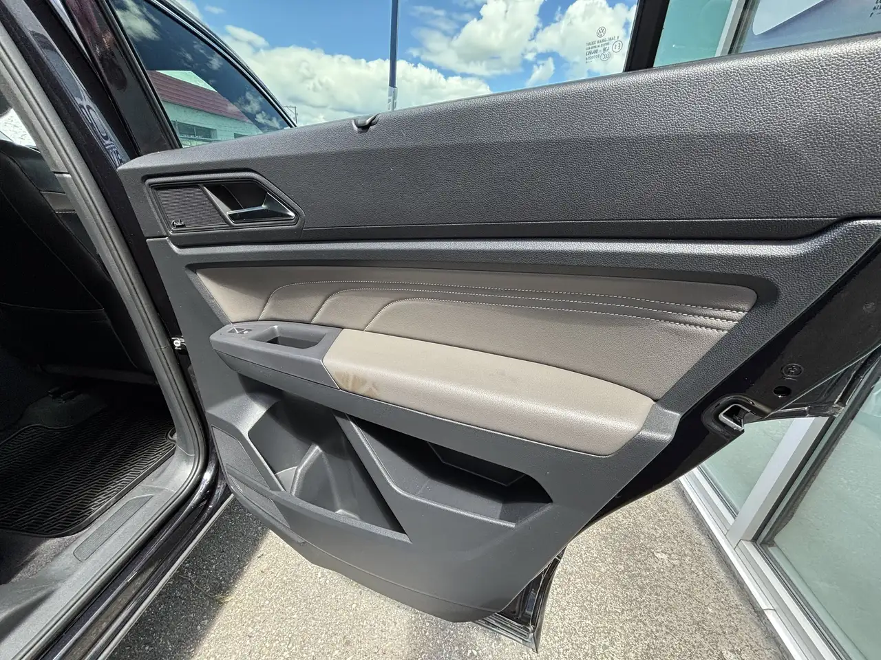 Volkswagen Atlas снимка Volkswagen Atlas