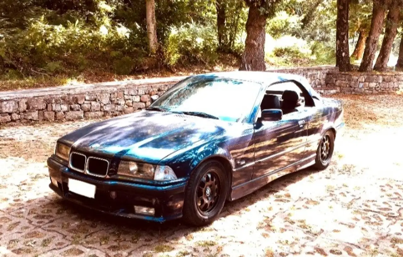 BMW 320i Cabriolet, foto 1