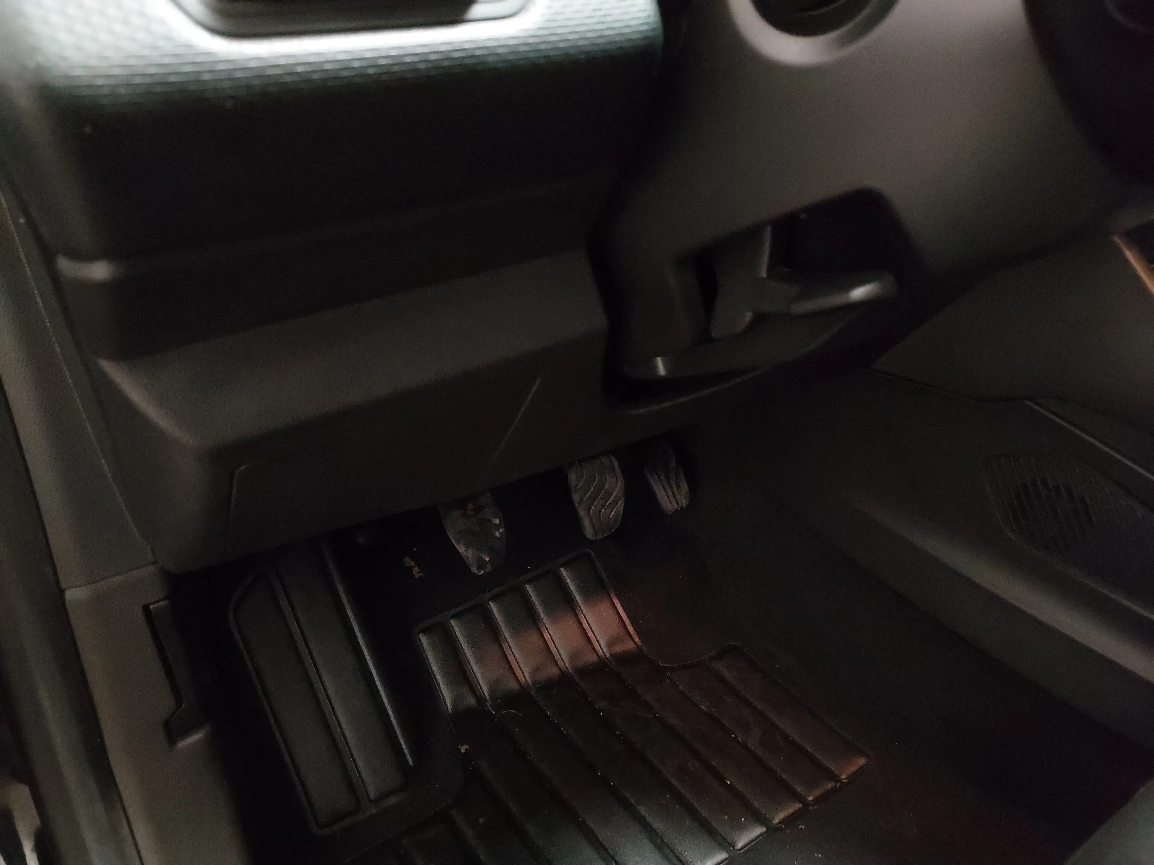 Renault Clio TCe 90 SHZ LED — photo 7