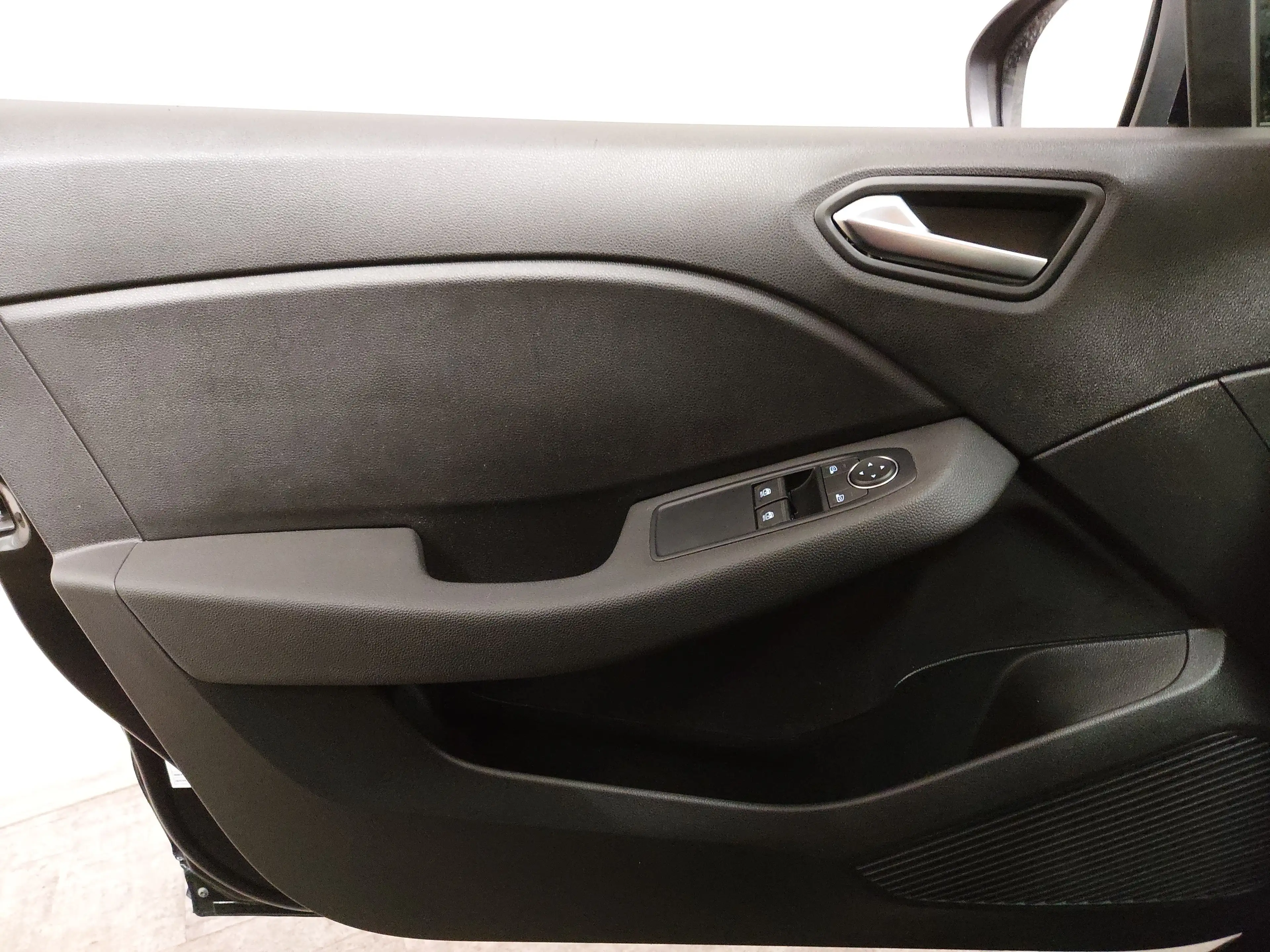 Renault Clio TCe 90 SHZ LED — photo 5