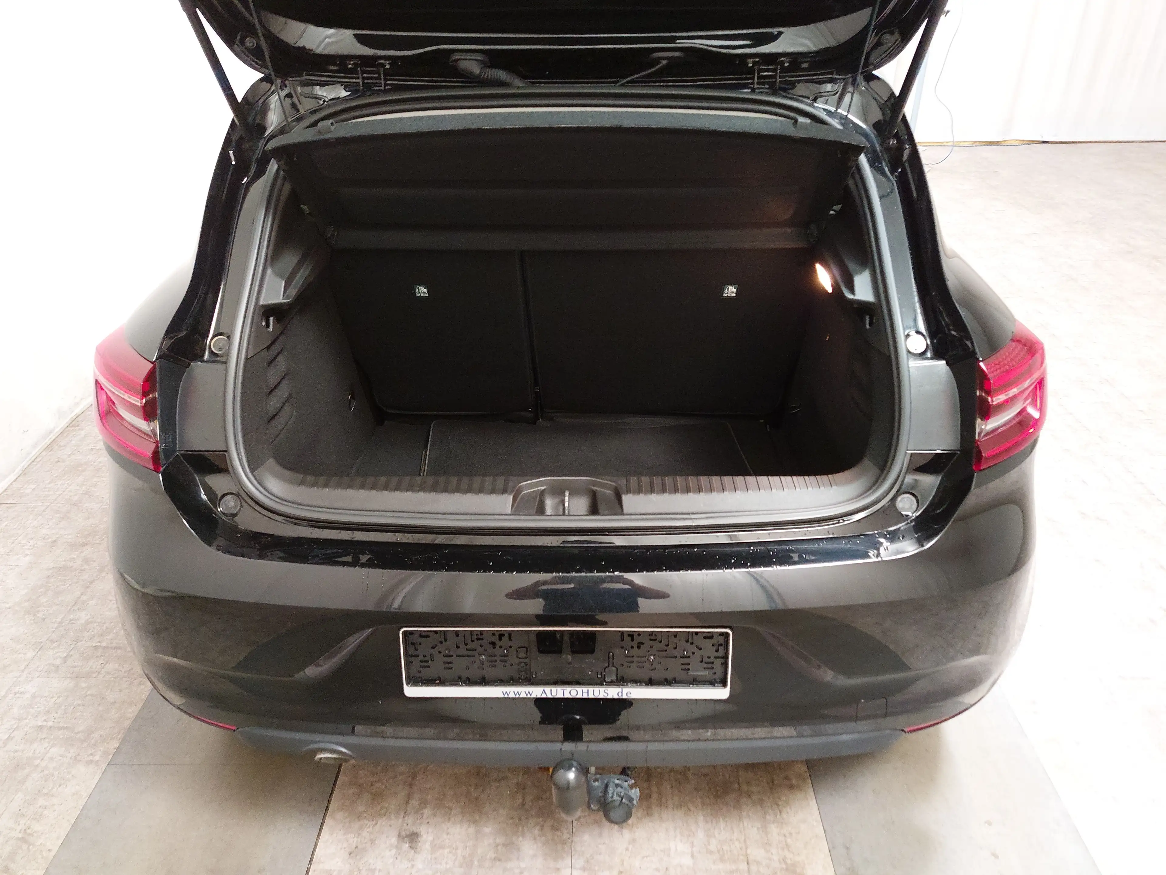 Renault Clio TCe 90 SHZ LED — photo 15