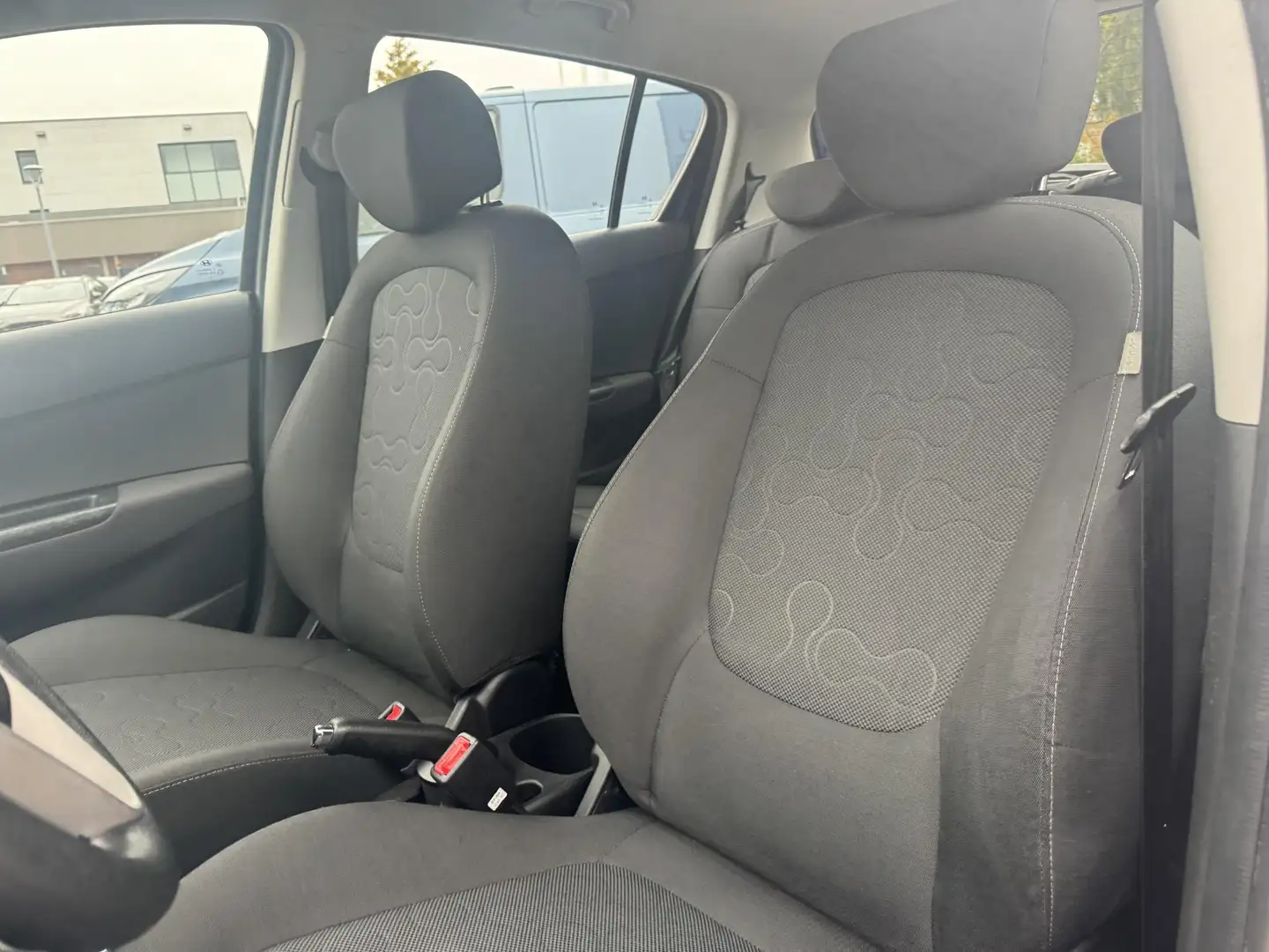 Hyundai i20 1.4i i-Motion 100pk | 5 deurs | Airco | Metaal lak Bleu - 2