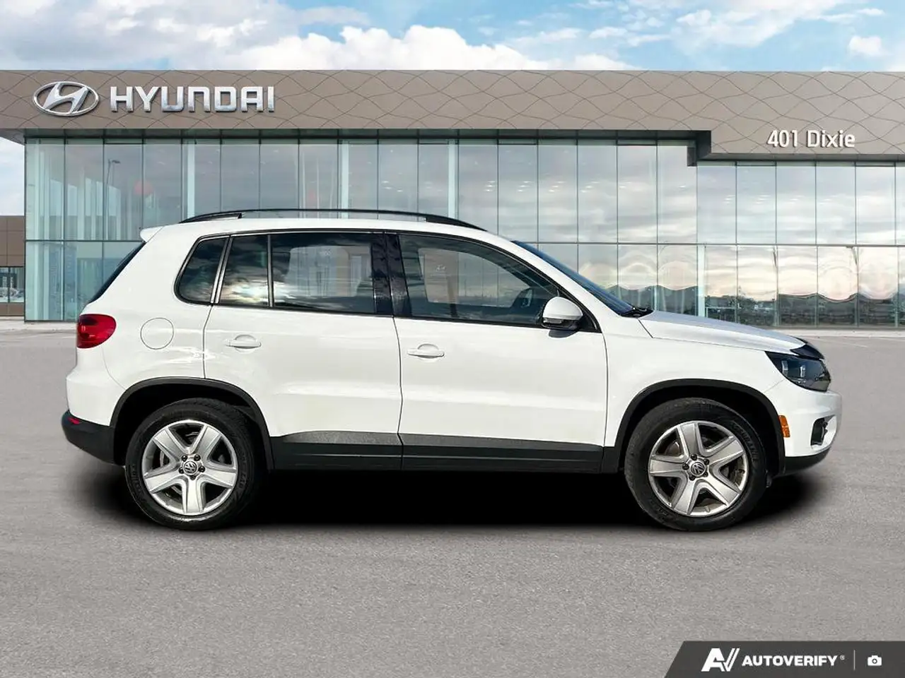 Volkswagen Tiguan снимка Volkswagen Tiguan