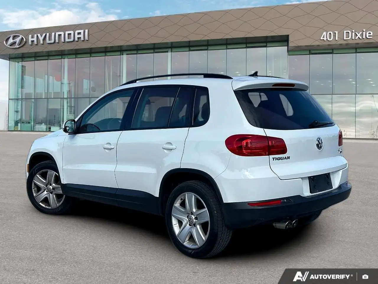 Volkswagen Tiguan снимка Volkswagen Tiguan
