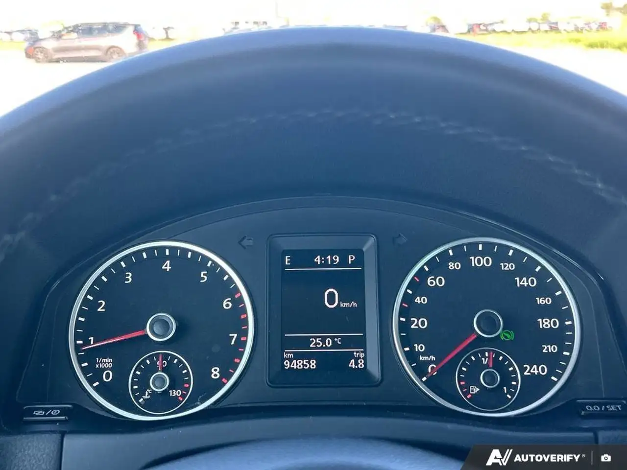 Volkswagen Tiguan снимка Volkswagen Tiguan