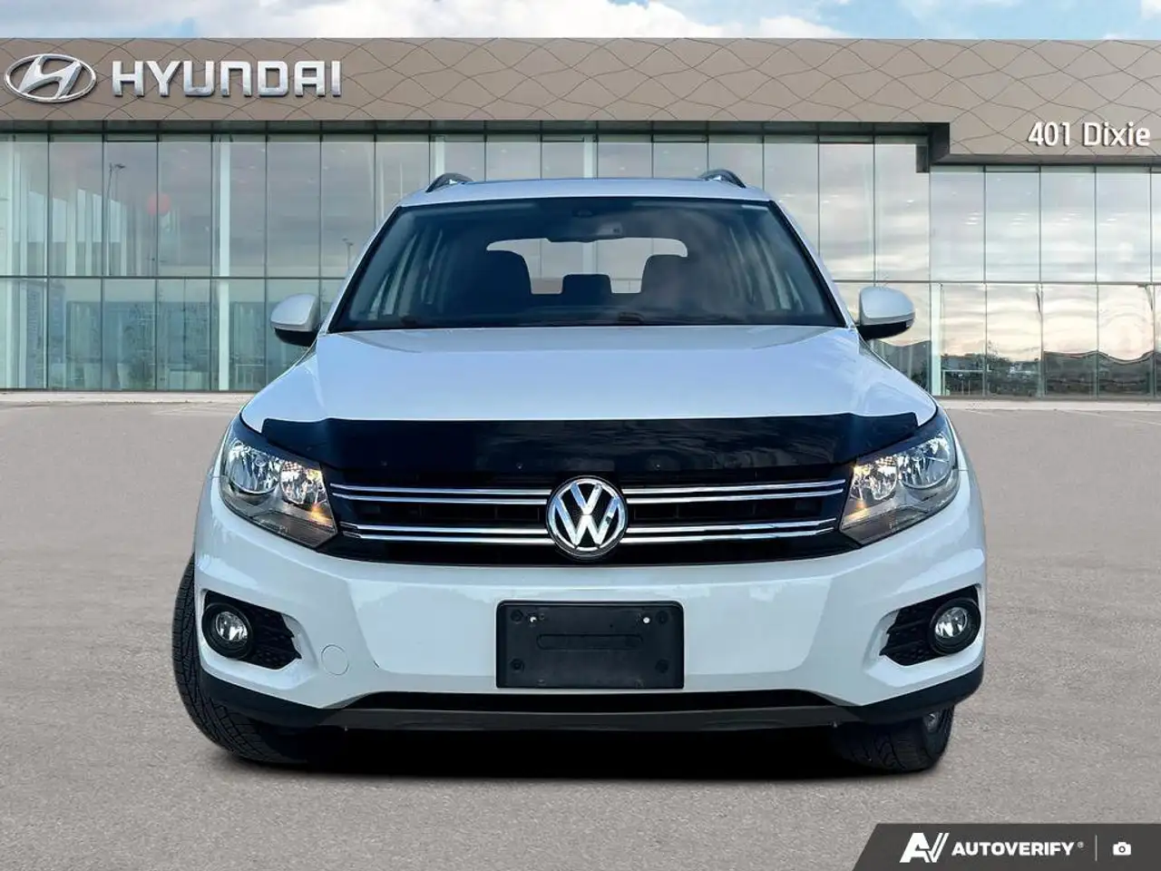 Volkswagen Tiguan снимка Volkswagen Tiguan