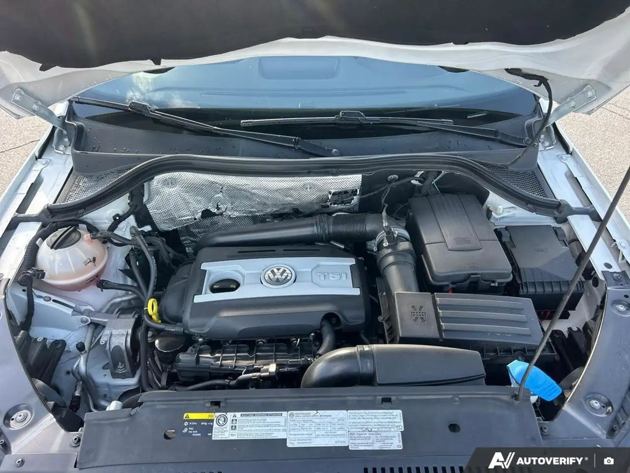 Volkswagen Tiguan снимка Volkswagen Tiguan