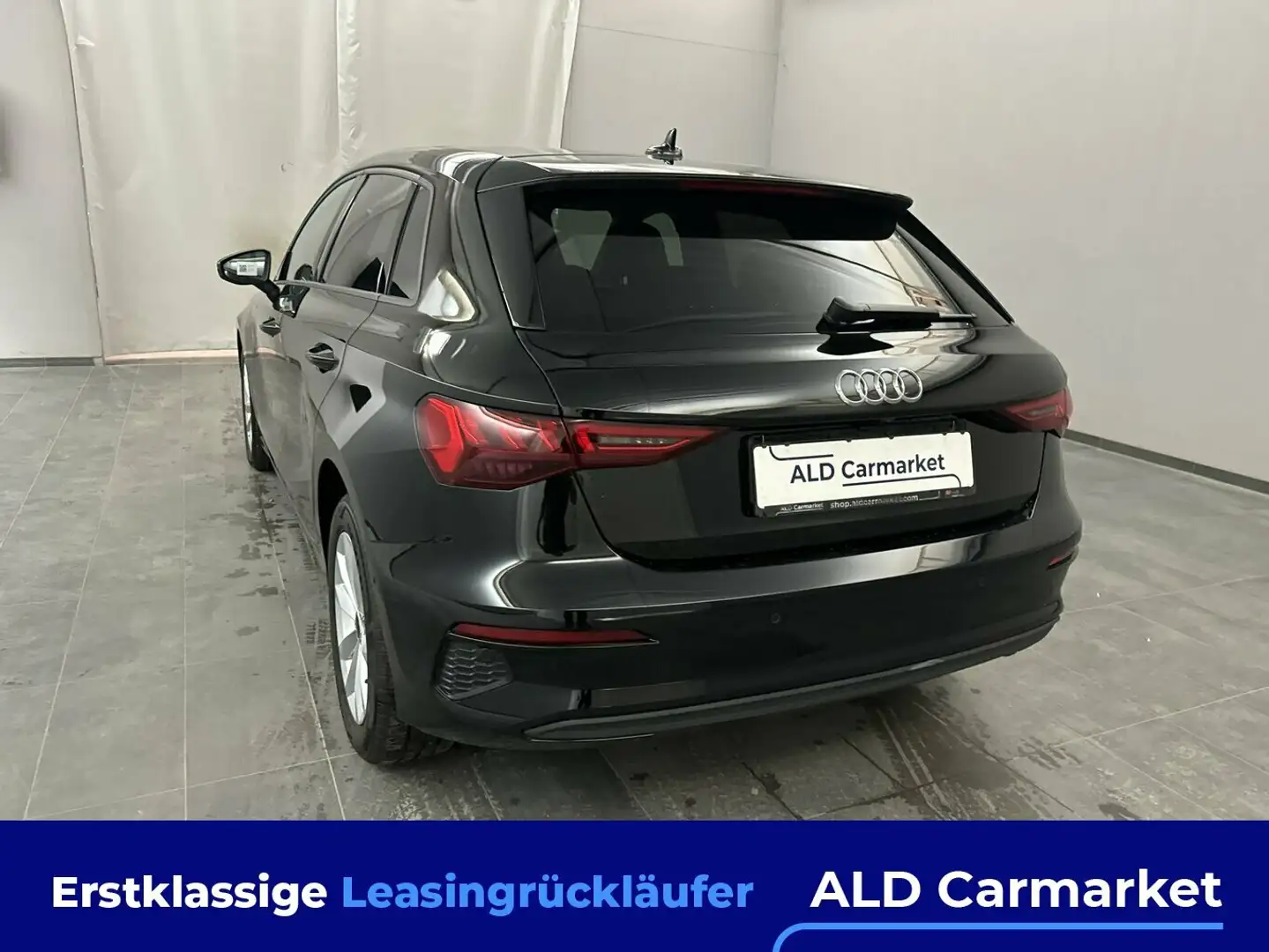 Audi A3 30 TDI Sportback S tronic Kombi, 5-türig, Automati Schwarz - 2