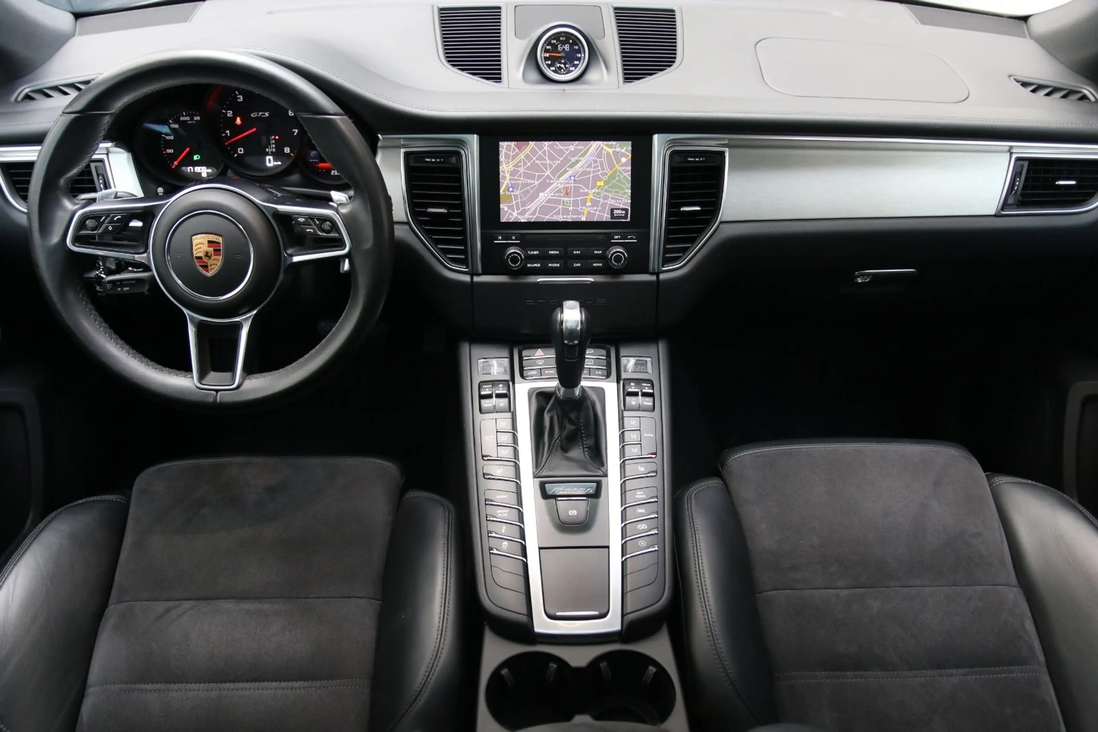 Porsche Macan GTS 18Wege Panorama SportChrono LED Memory — photo 8