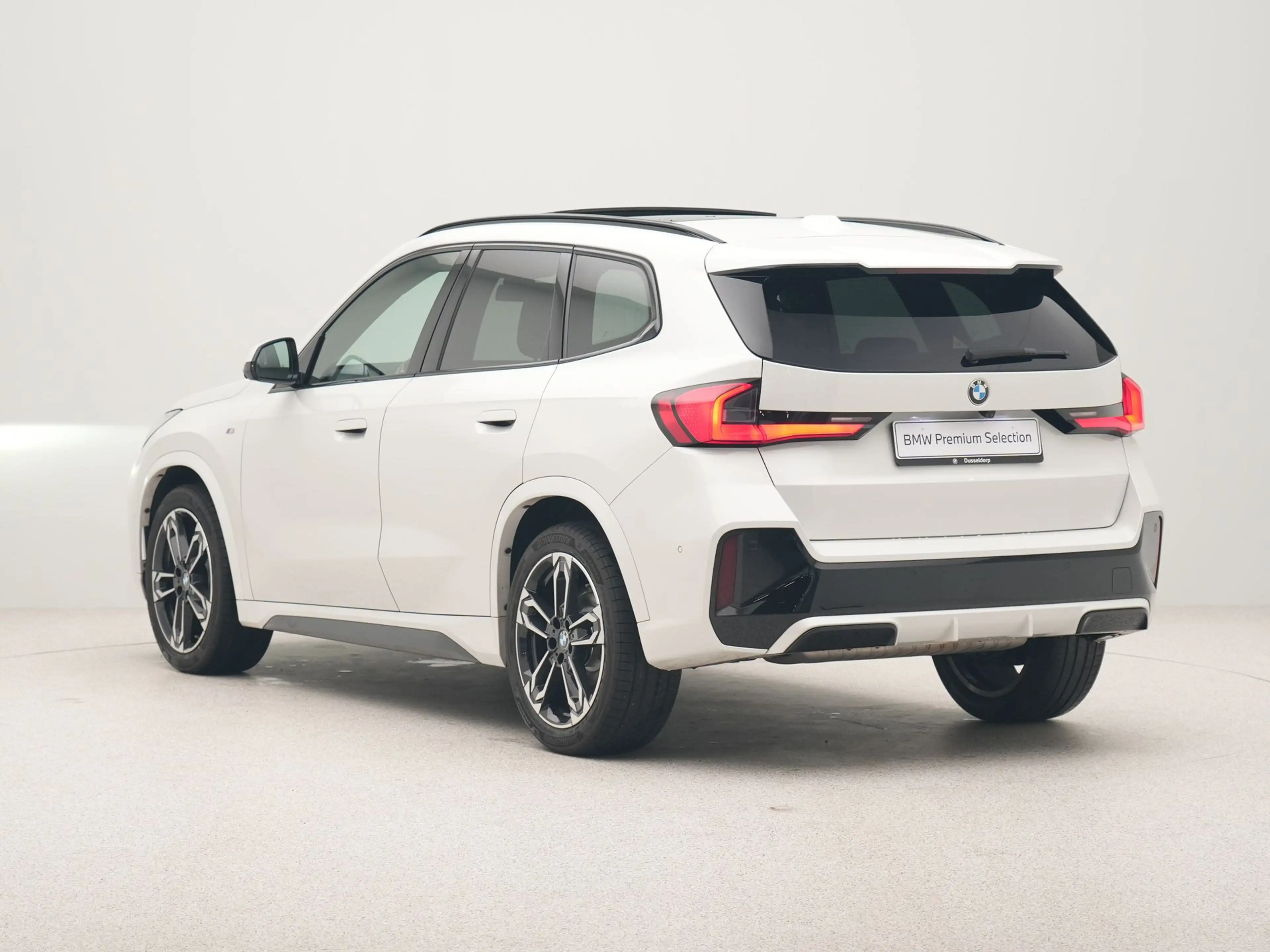 BMW X1 sDrive18i — photo 10