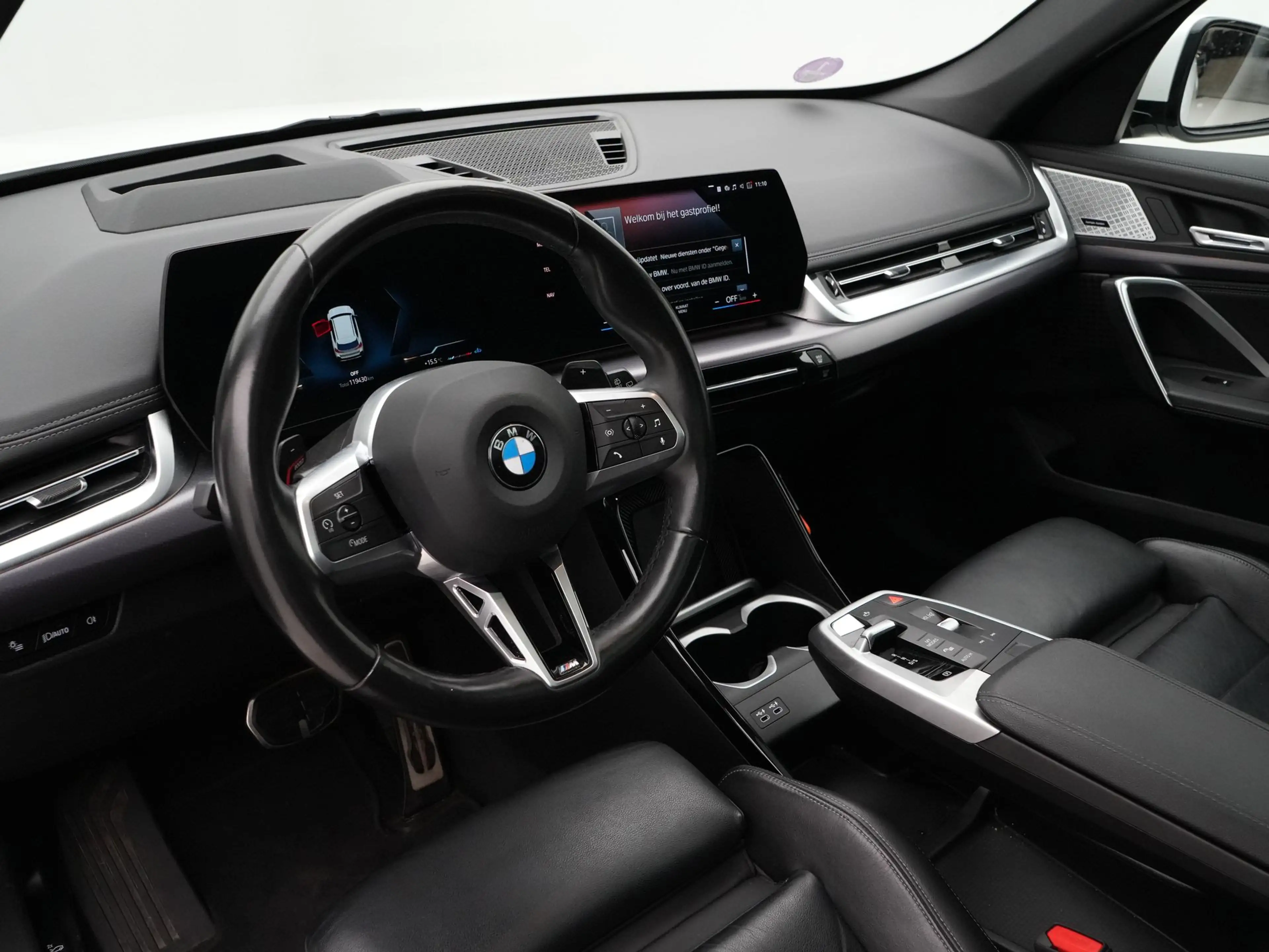 BMW X1 sDrive18i — photo 2