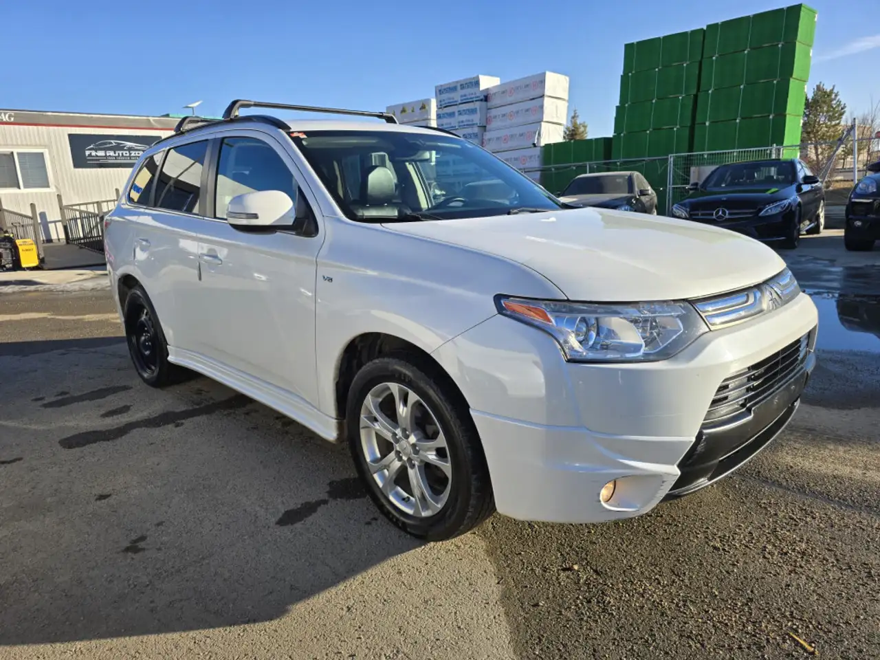 Mitsubishi Outlander снимка Mitsubishi Outlander