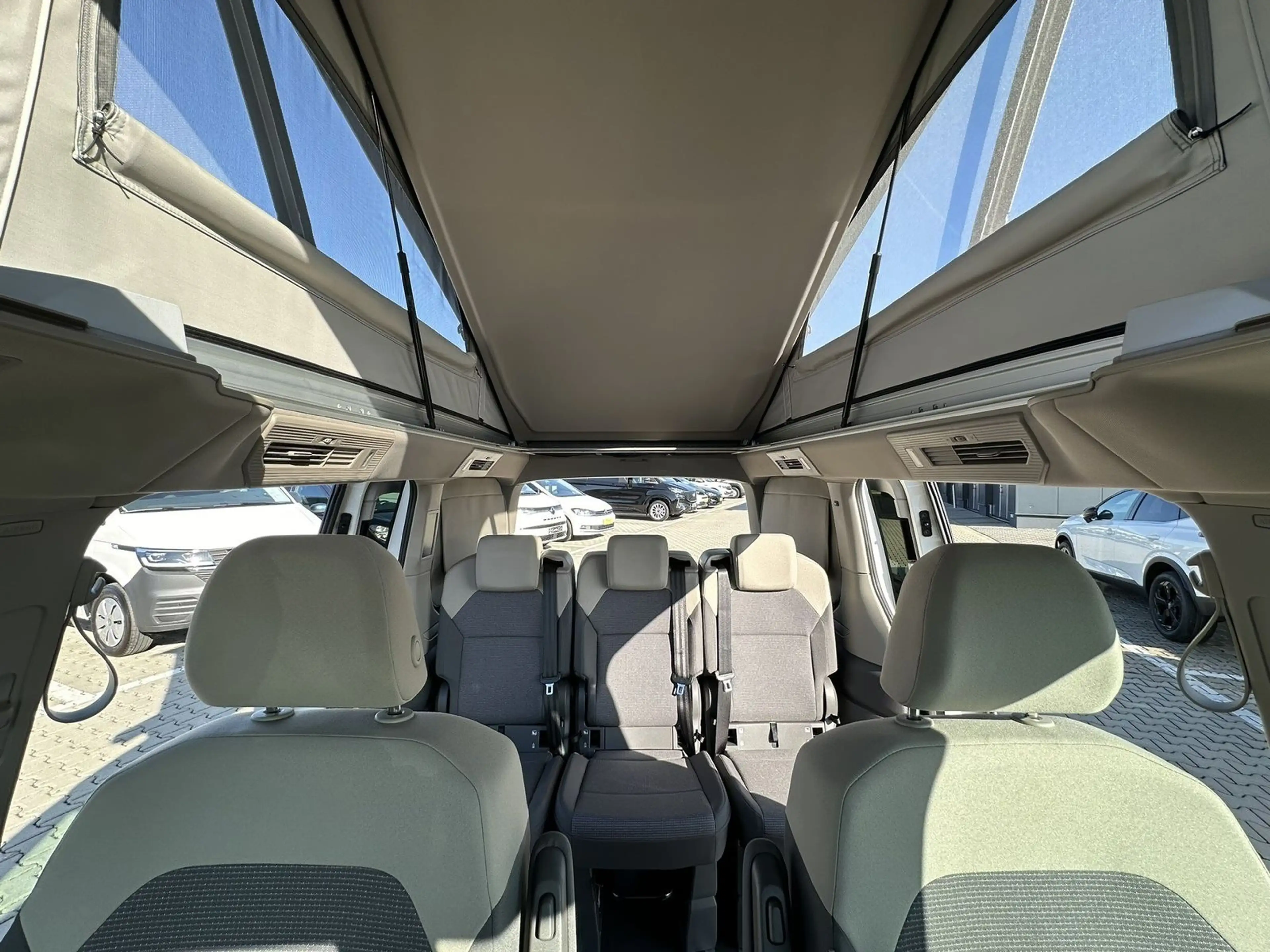 Volkswagen T7 California 2.0 TDI Beach Camper Markise AHK C — photo 7