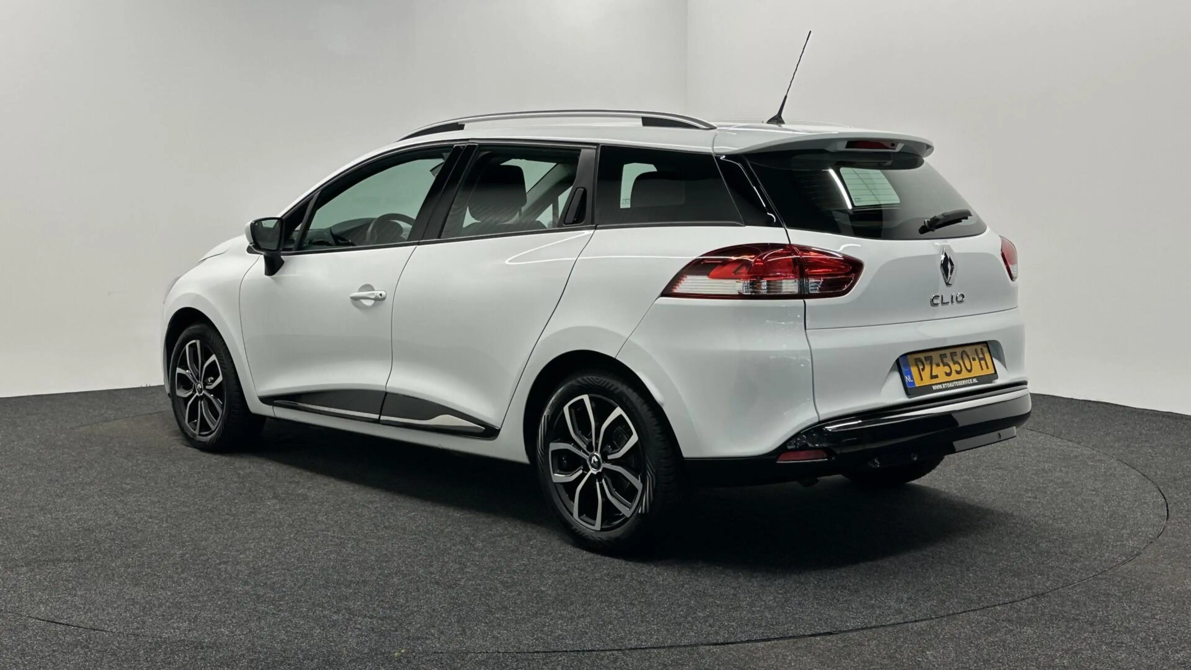 Renault Clio Estate 0.9 TCe Intens CRUISE NAVIGATIE LM ECC. — photo 4