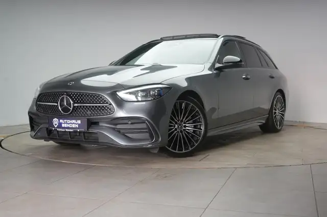 Mercedes-Benz 300 view 3