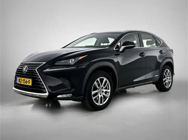 Lexus NX 300h Business Line | Trekhaak tot 650 kg | 18" Licht Me