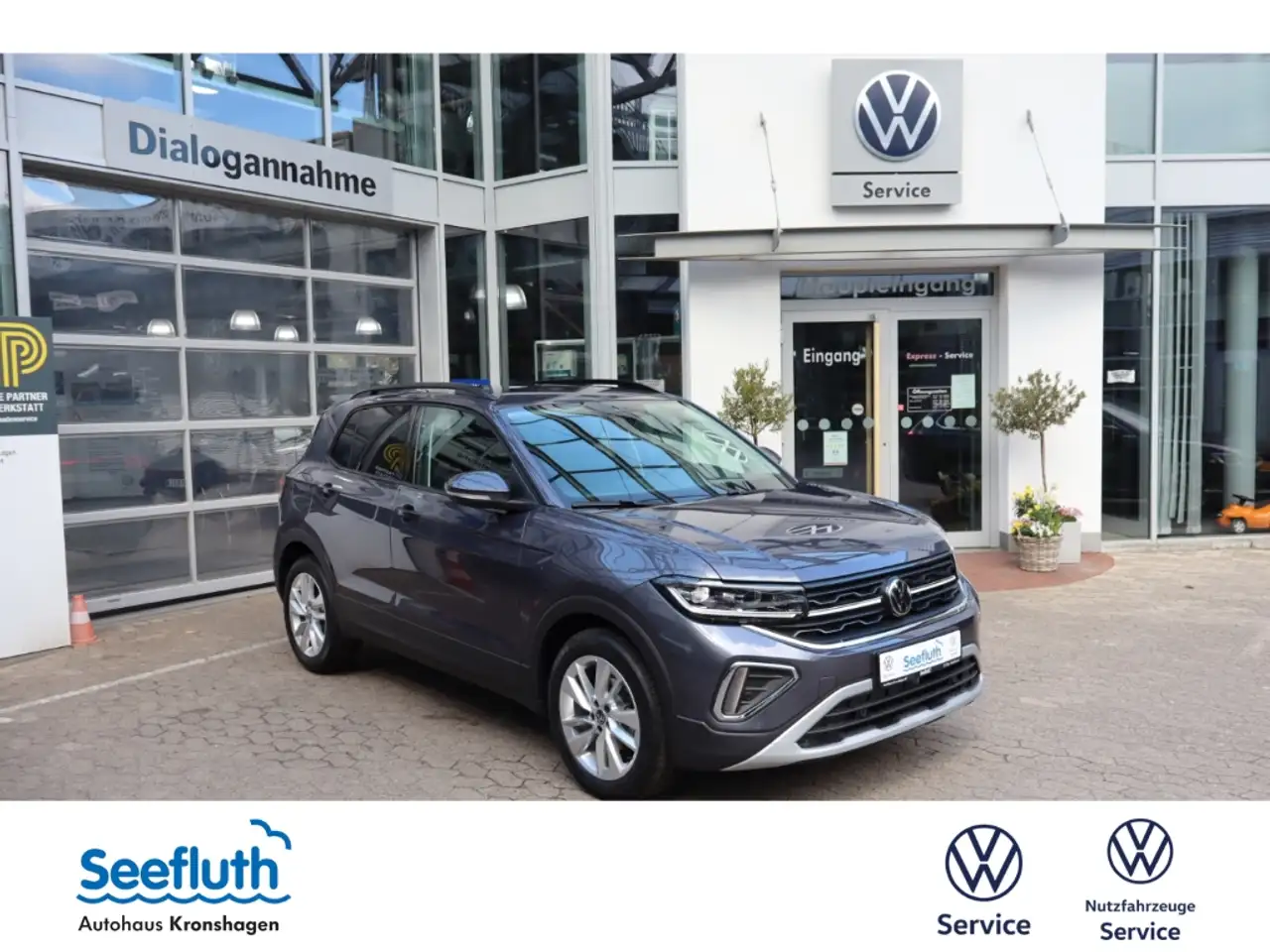 Volkswagen T-Cross TSI 85 kW Life 1.0 DSg AHK PDC RFK IQ-Light Sitzhz