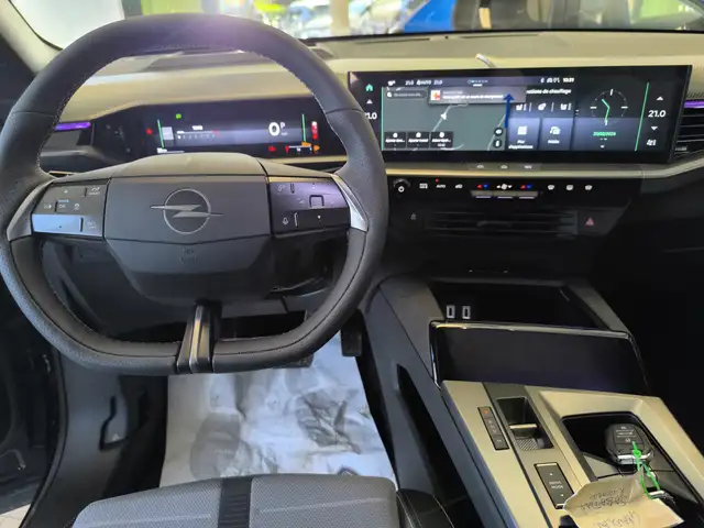 Opel Grandland view 15