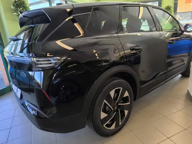 Opel Grandland view 9