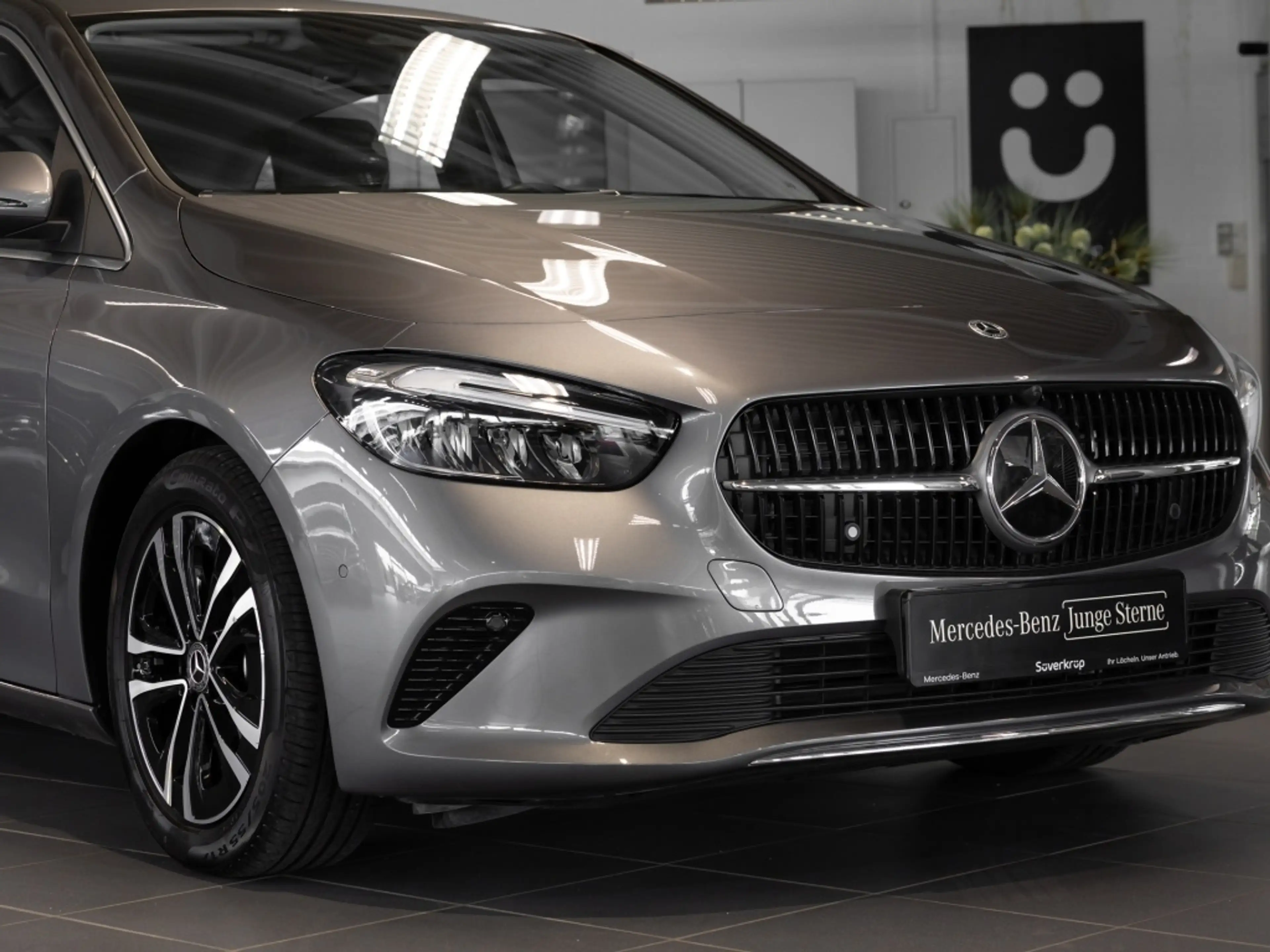 Mercedes-Benz B 200 d , PROGRESSIVE KAMERA SPUR PDC SHZ — photo 12