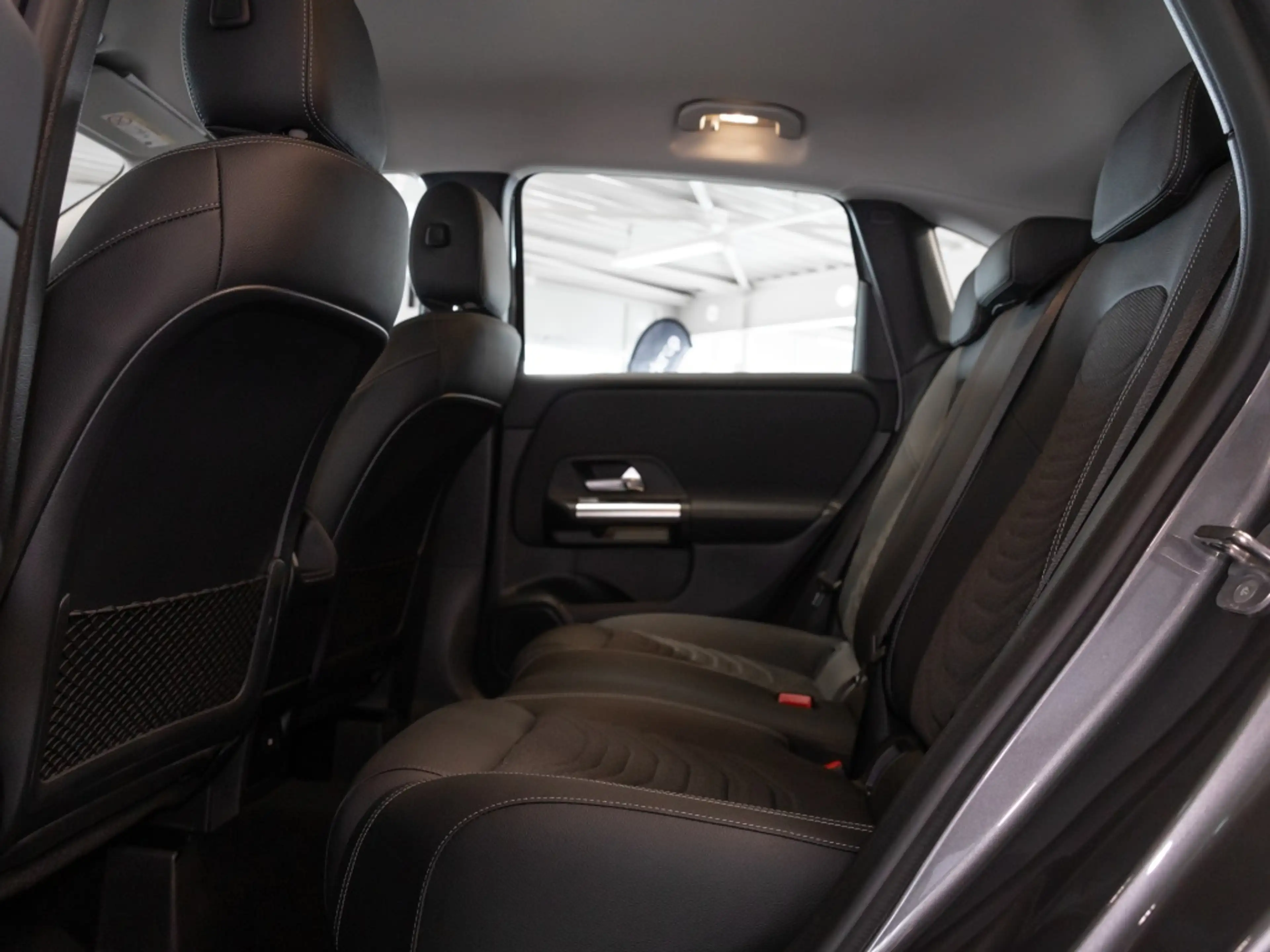 Mercedes-Benz B 200 d , PROGRESSIVE KAMERA SPUR PDC SHZ — photo 9